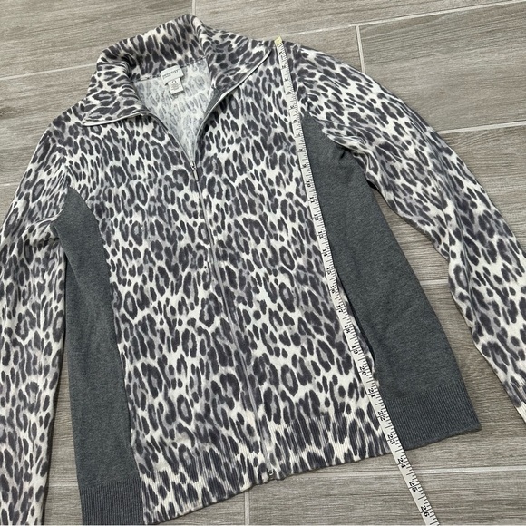 Zenergy Chico's Cheetah animal Print gray zip Sweater Cashmere Blend Sz 0 = s/4 - Picture 6 of 8